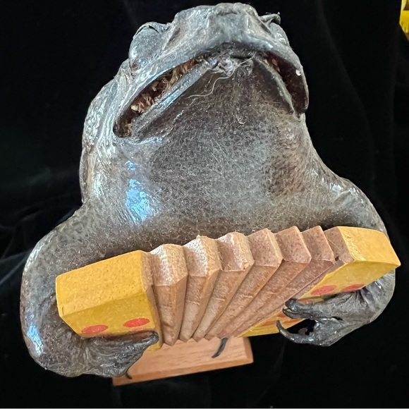 Froggy - Picture 4 of 10